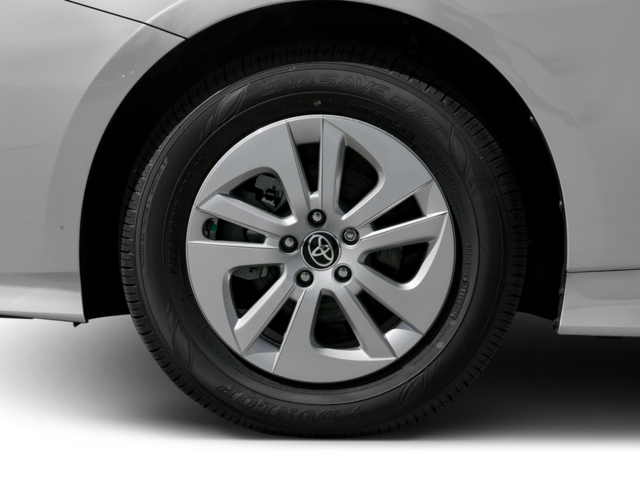 2017 Toyota Prius One Two photo 3