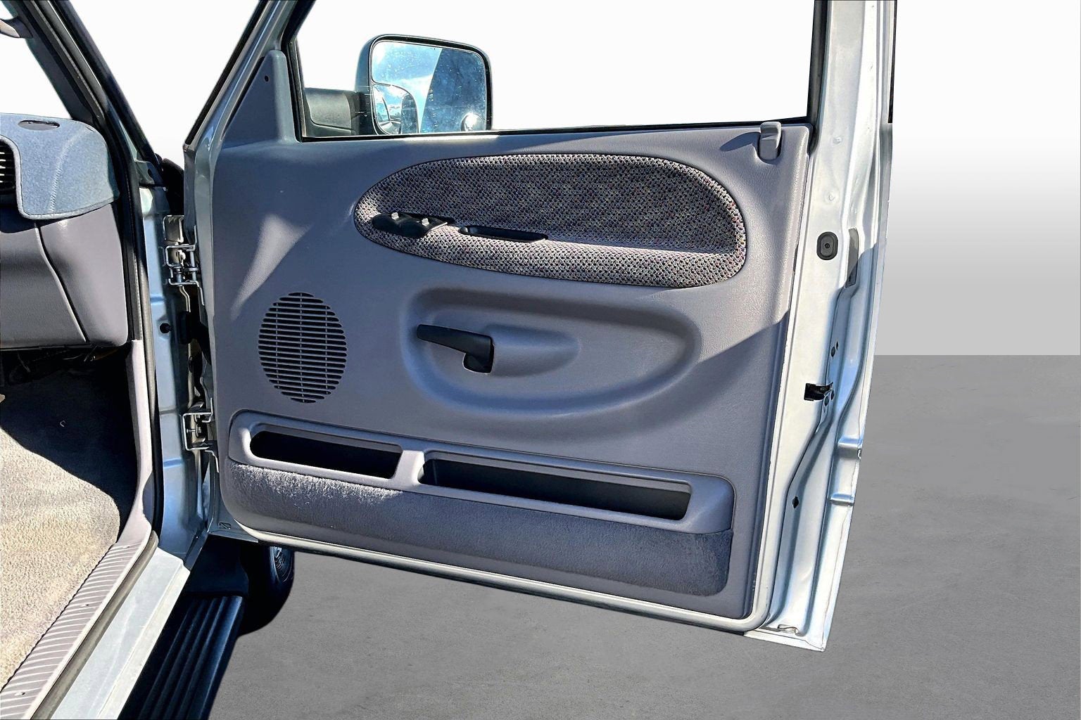 2001 Dodge Ram 2500 Base