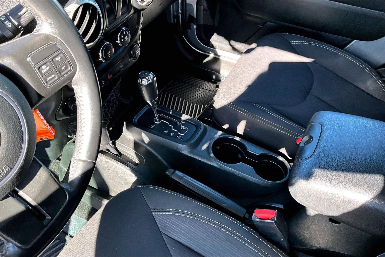 2018 Jeep Wrangler JK Sahara