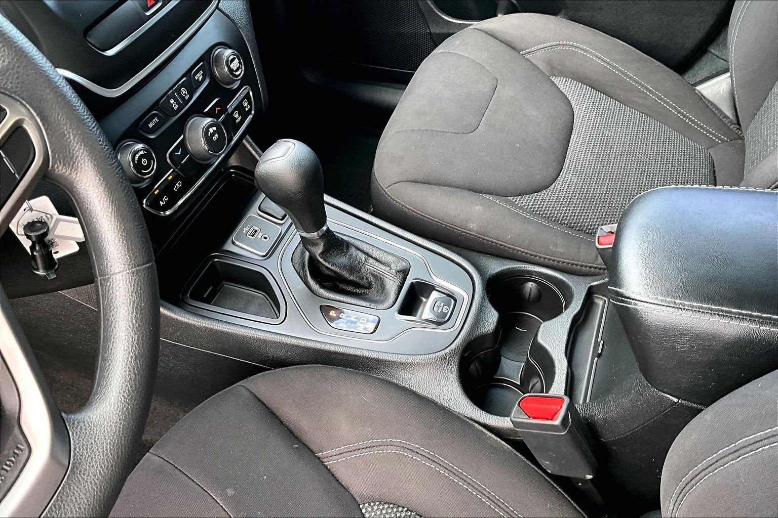 2020 Jeep Cherokee Latitude