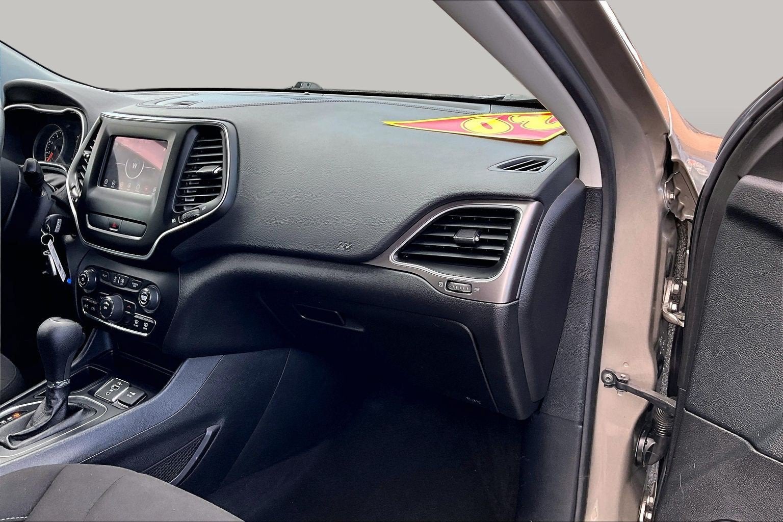 2020 Jeep Cherokee Latitude