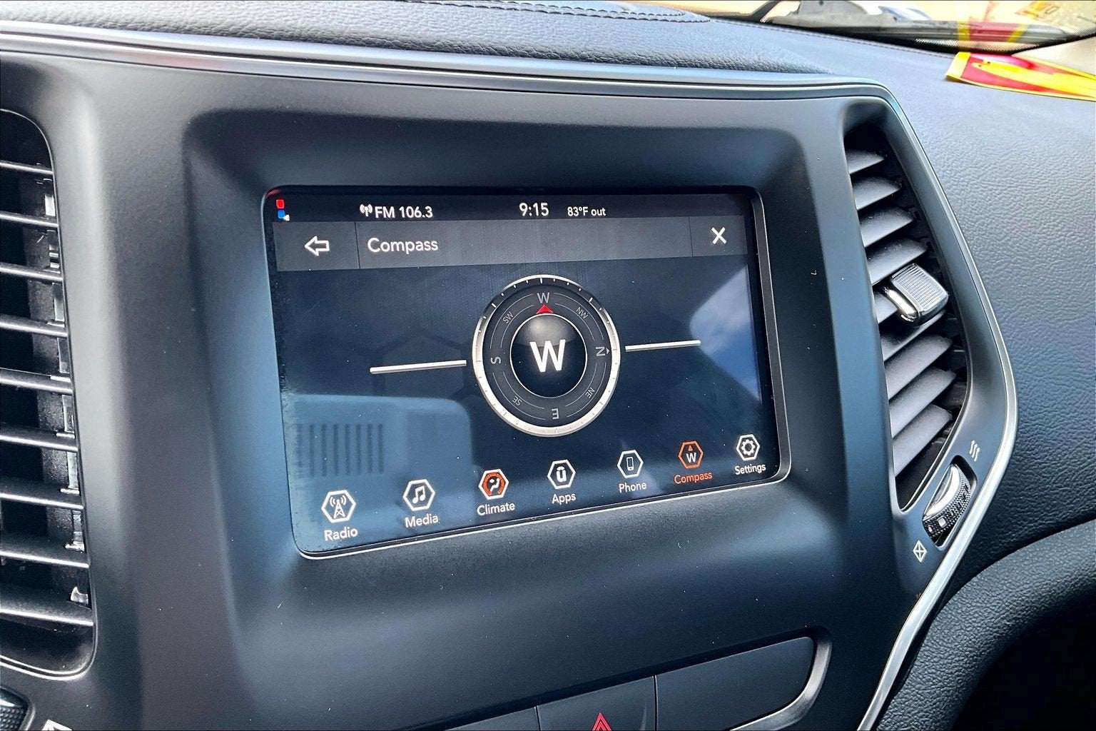 2020 Jeep Cherokee Latitude