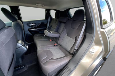2020 Jeep Cherokee Latitude