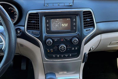 2017 Jeep Grand Cherokee Laredo