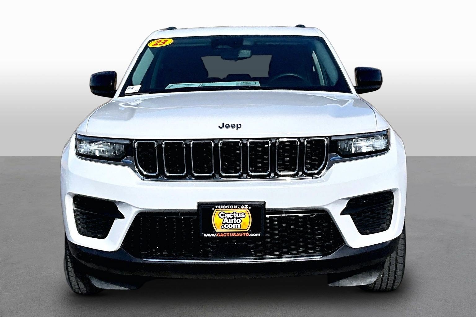 2023 Jeep Grand Cherokee Laredo