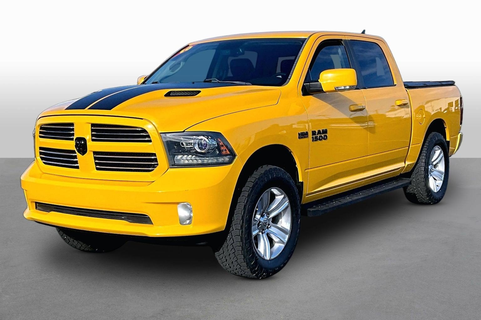 2016 RAM 1500 Sport