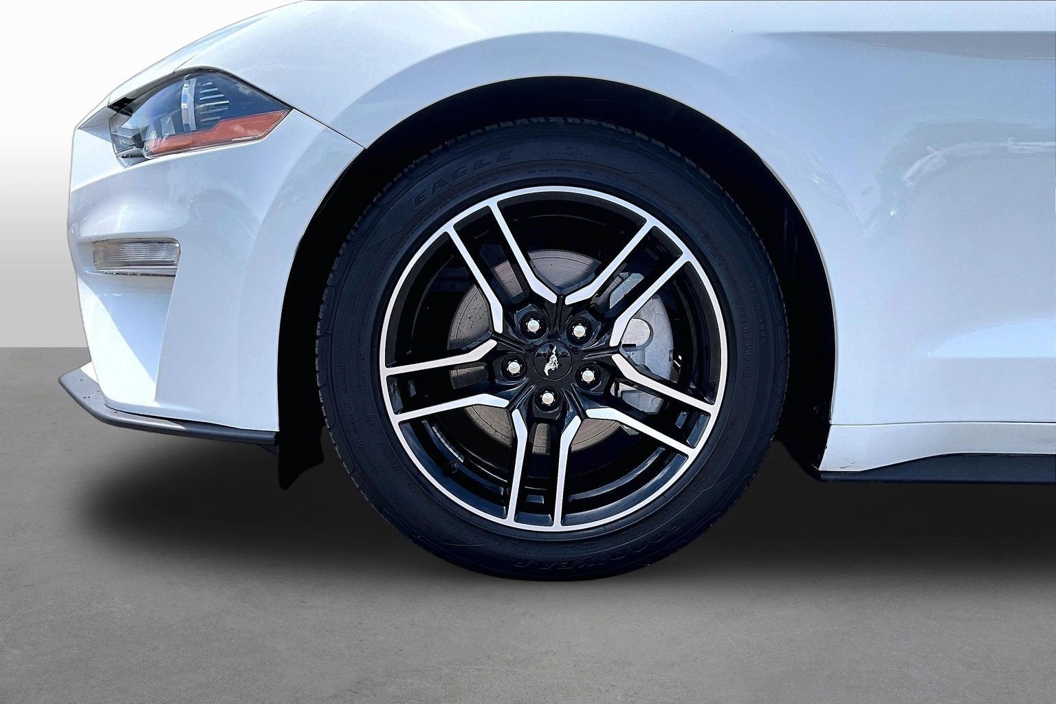 2021 Ford Mustang EcoBoost