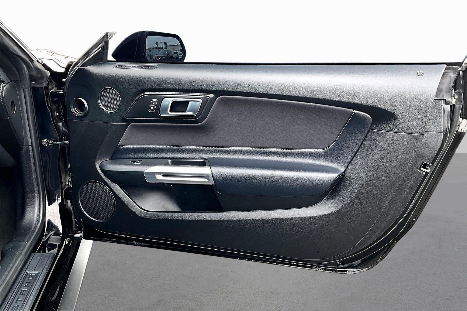 2021 Ford Mustang EcoBoost