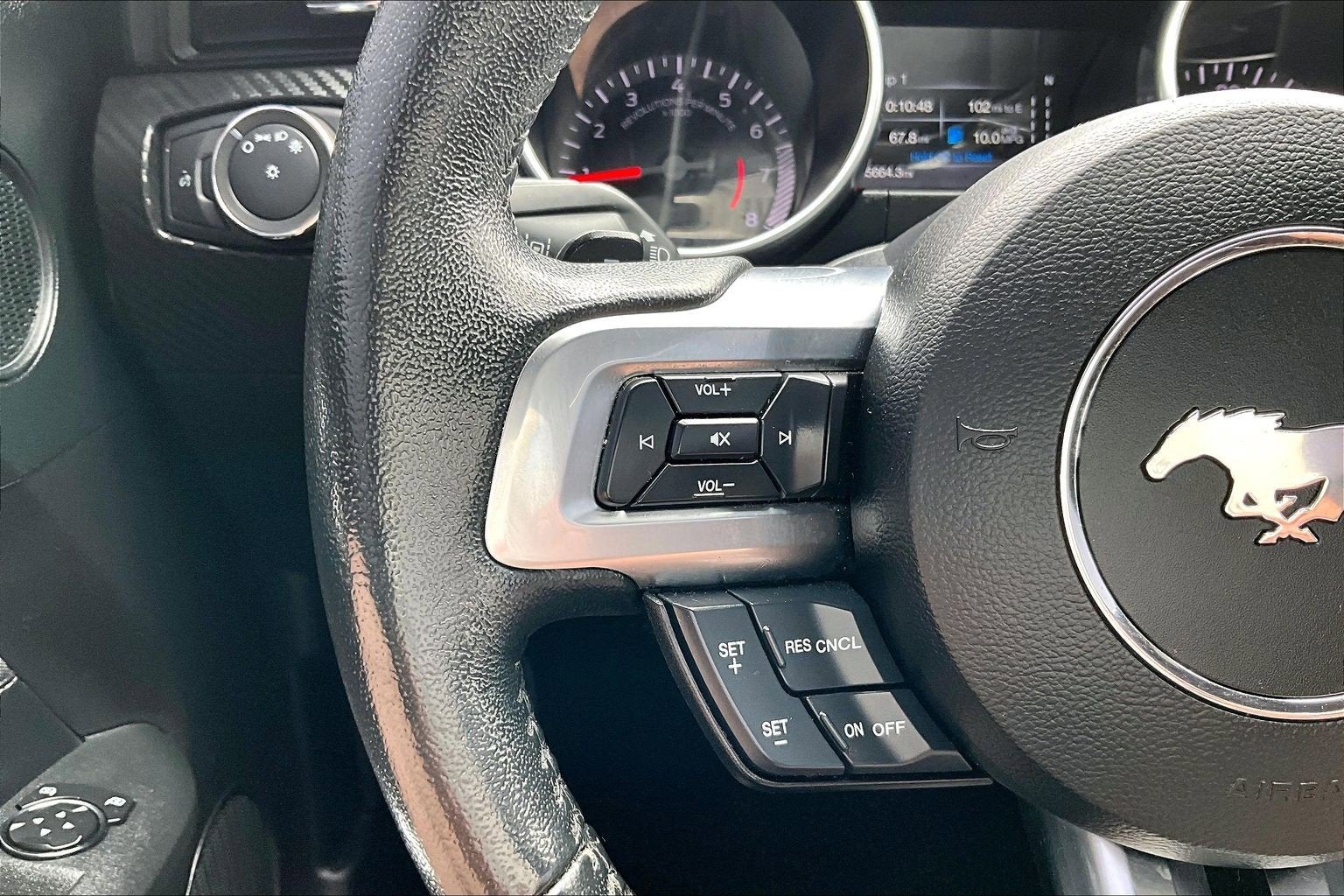 2021 Ford Mustang EcoBoost