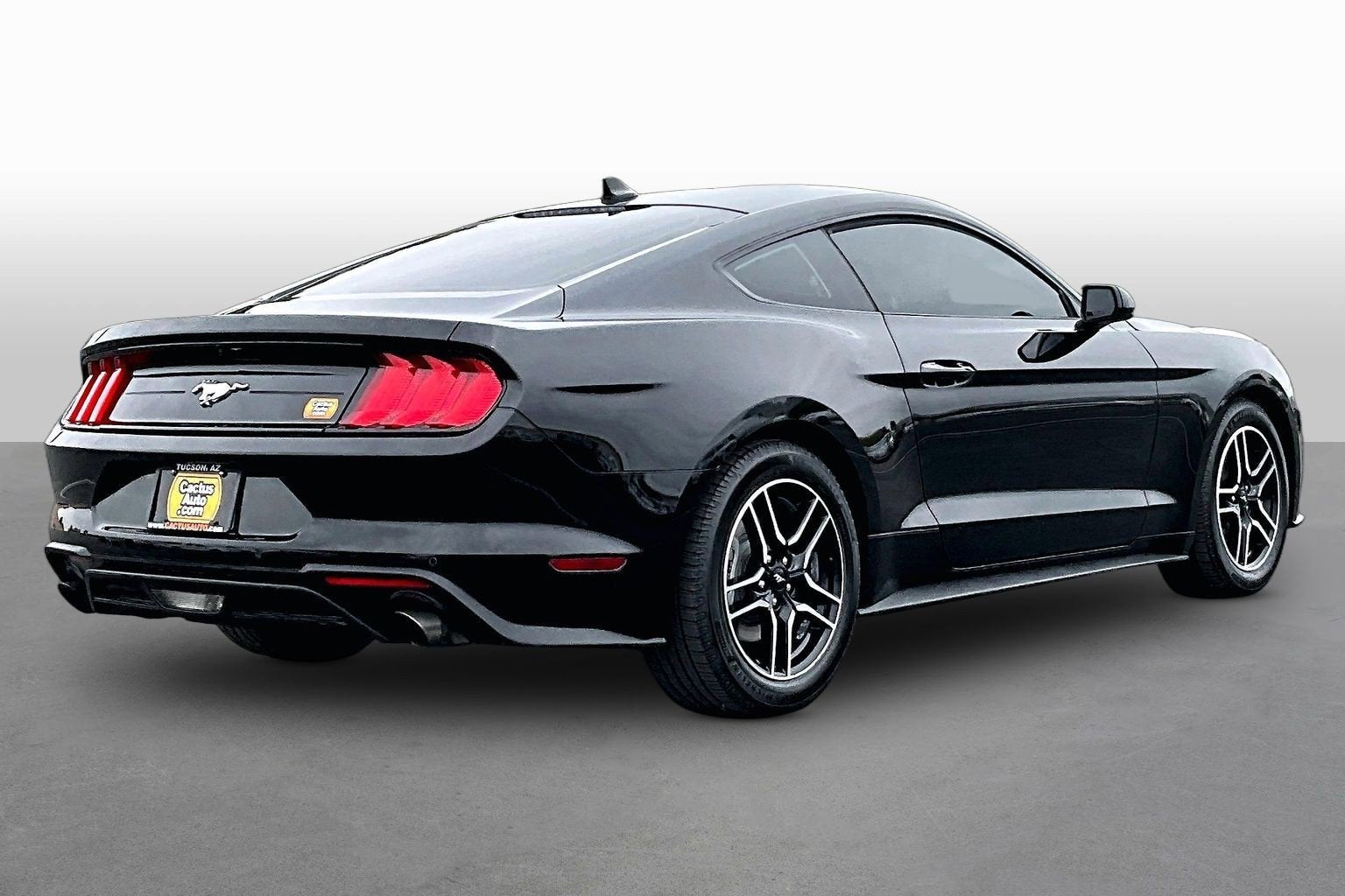 2021 Ford Mustang EcoBoost
