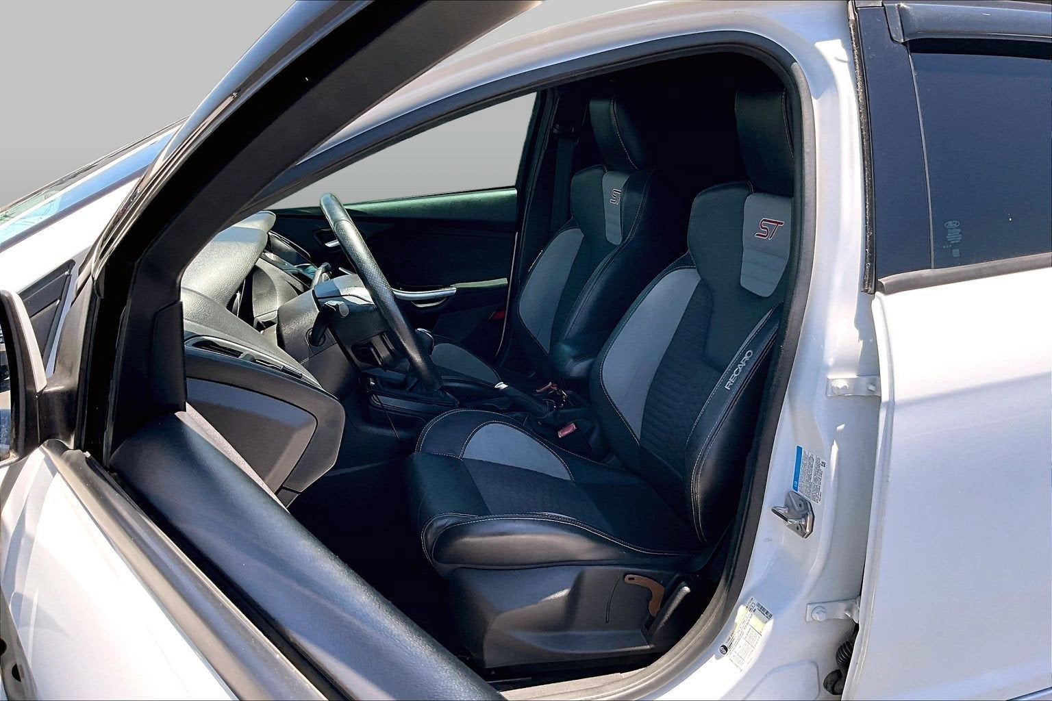 2013 Ford Focus ST - Photo 23