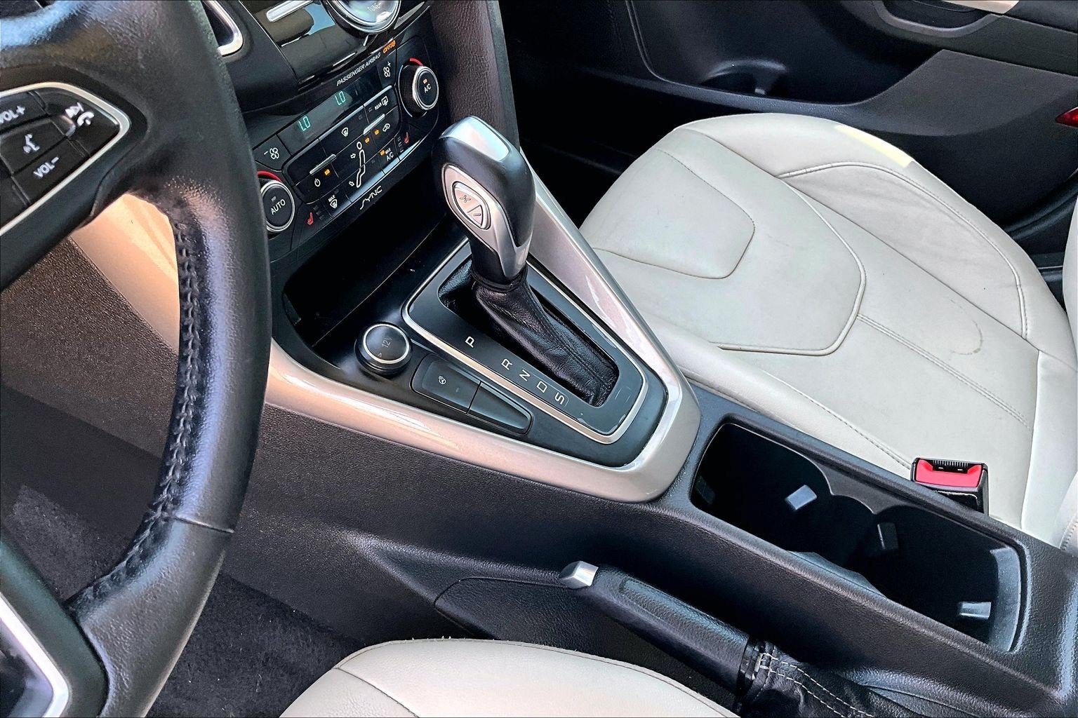 2017 Ford Focus Titanium