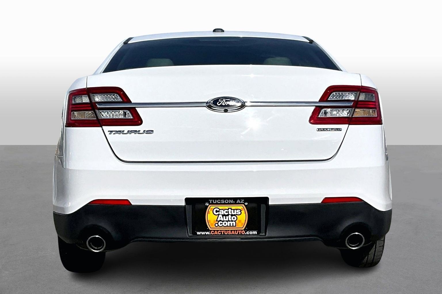 2015 Ford Taurus SE