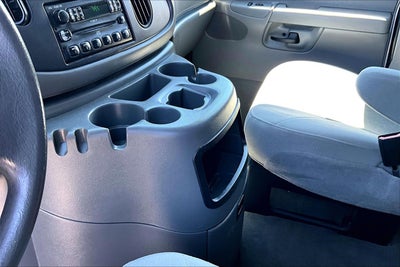 2005 Ford Econoline Wagon XL