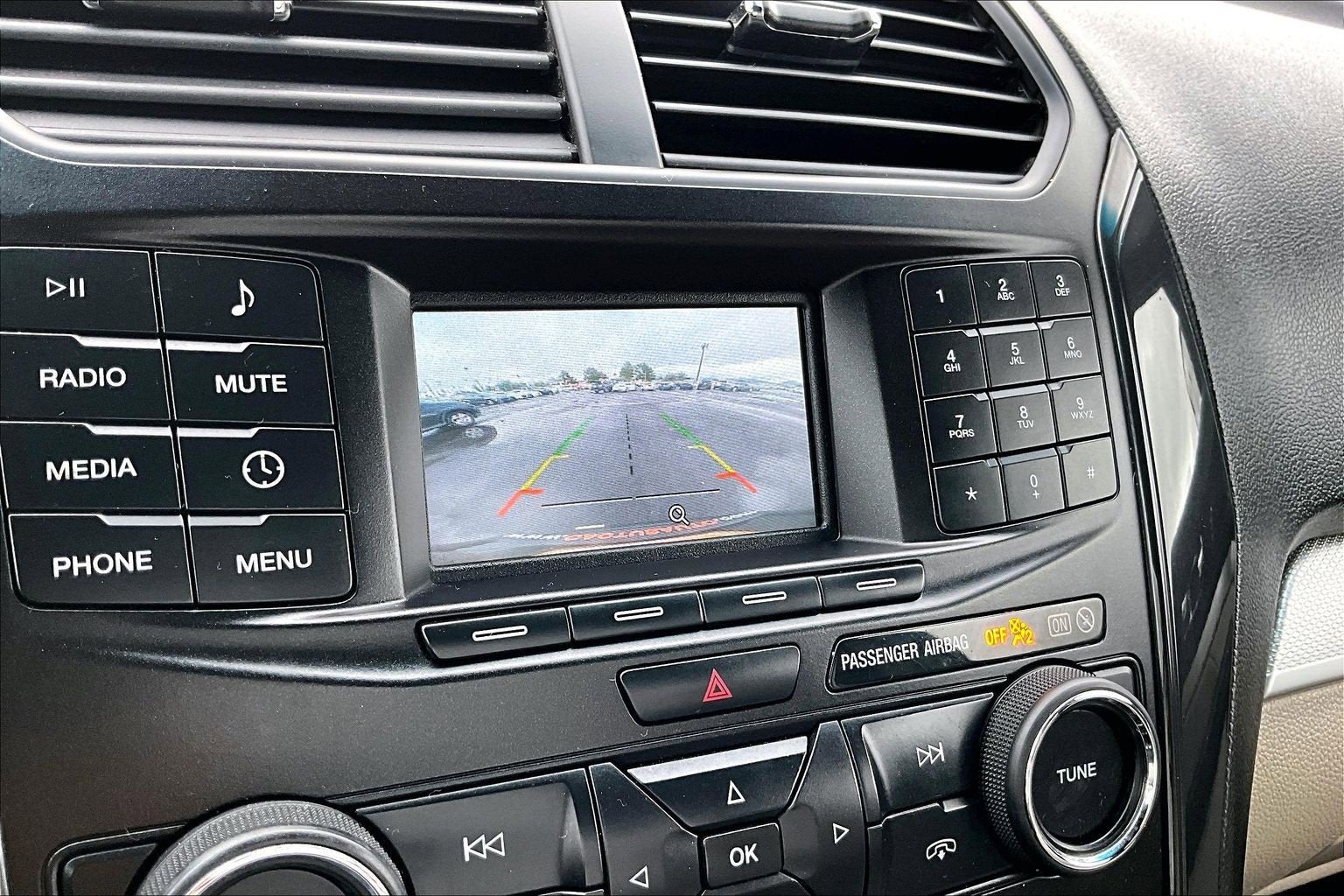 2018 Ford Explorer Base