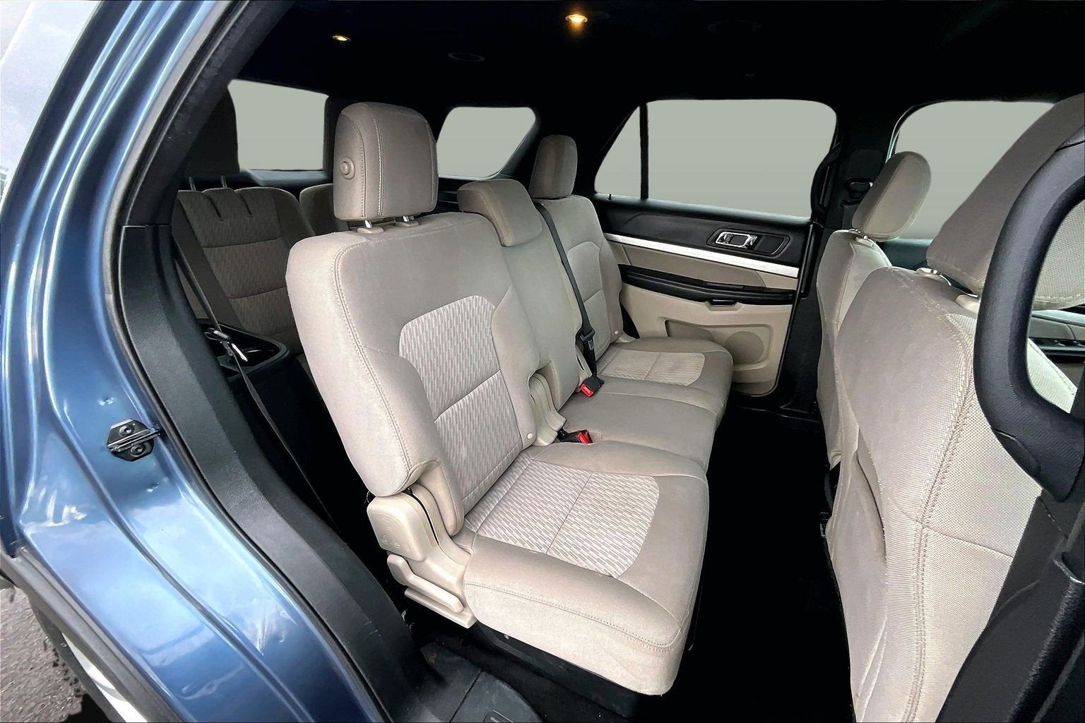 2018 Ford Explorer Base