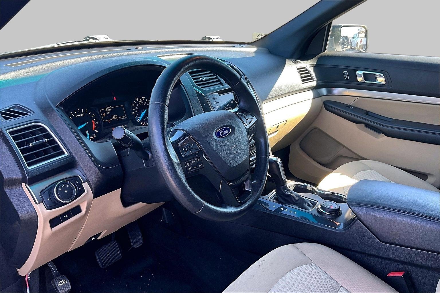 2016 Ford Explorer Base