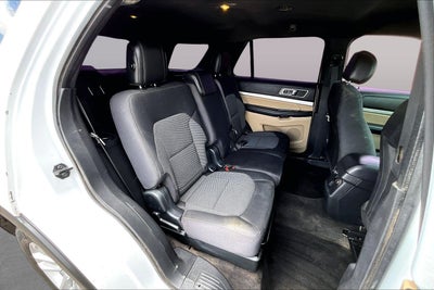 2017 Ford Explorer Base