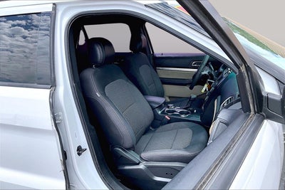 2017 Ford Explorer Base
