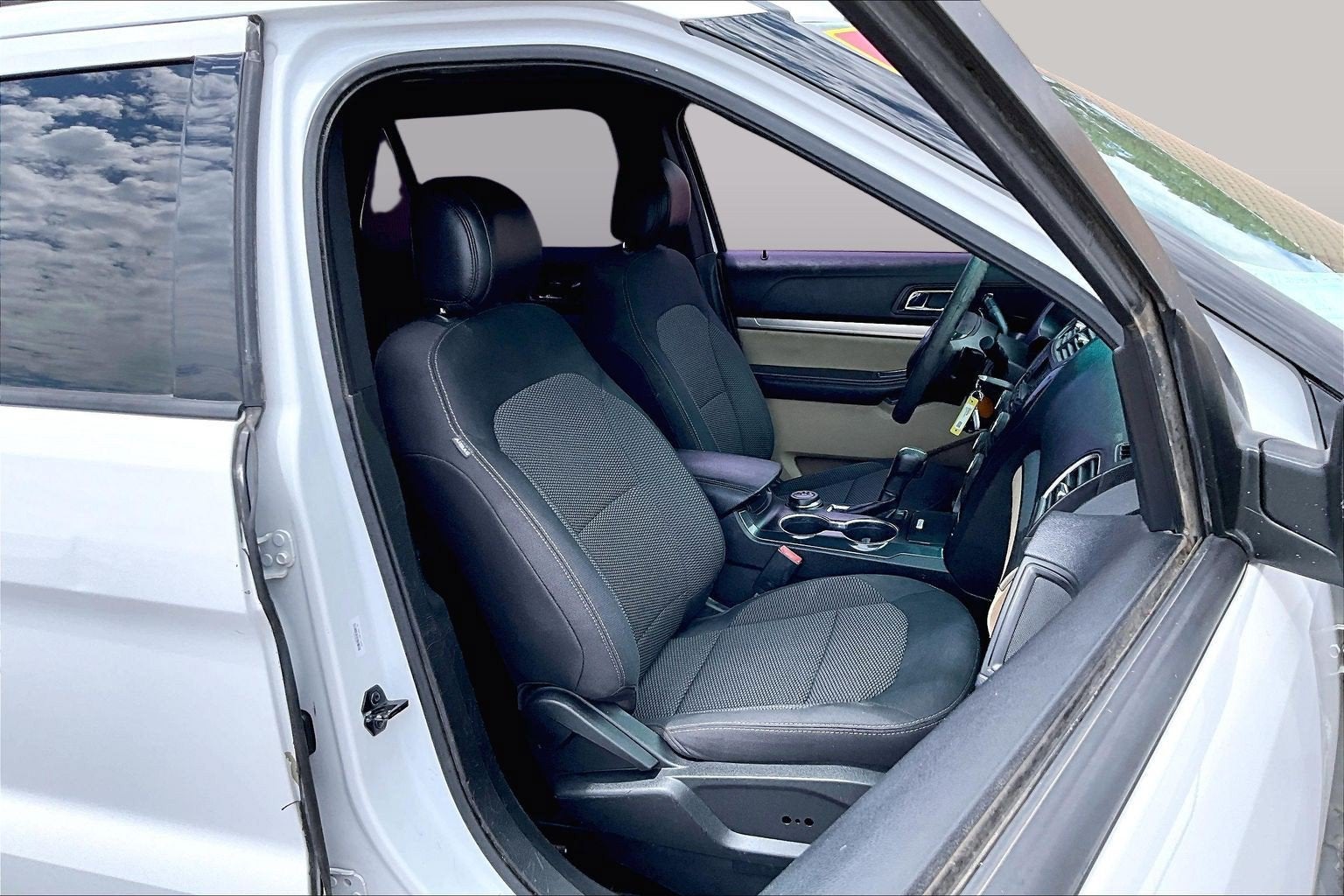 2017 Ford Explorer Base