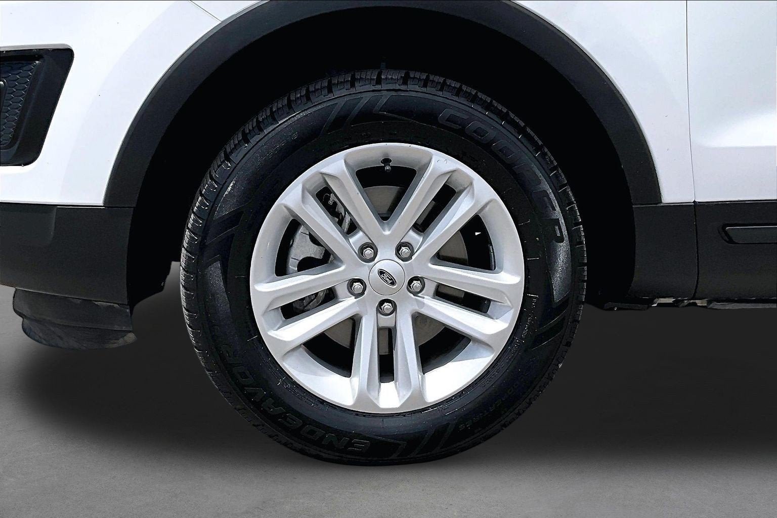 2017 Ford Explorer Base
