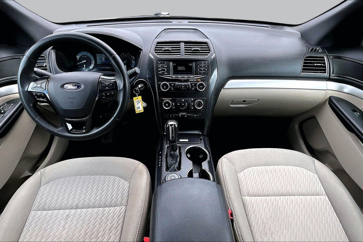 2018 Ford Explorer Base