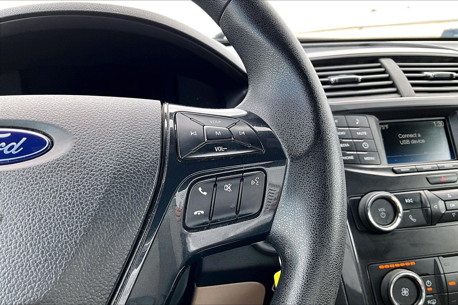 2018 Ford Explorer Base