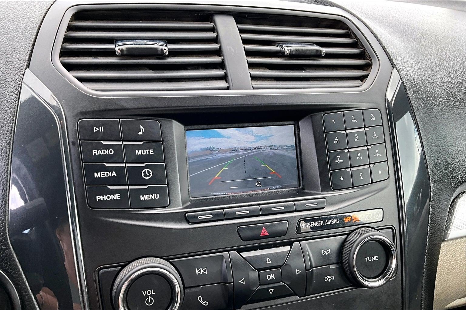 2018 Ford Explorer Base