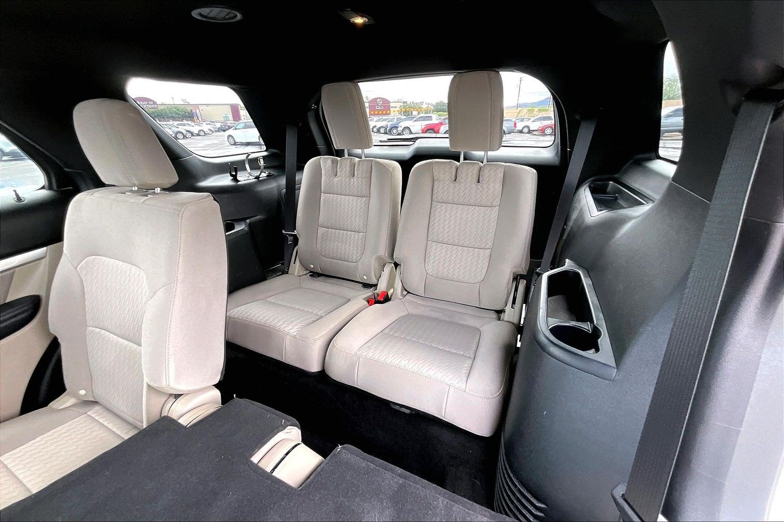 2018 Ford Explorer Base