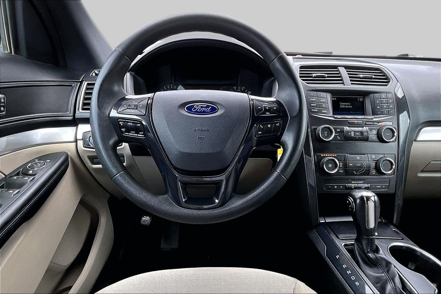 2018 Ford Explorer Base