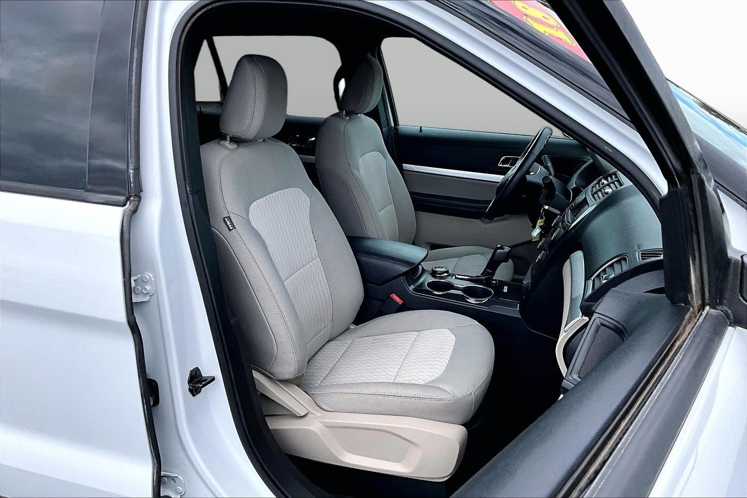 2018 Ford Explorer Base