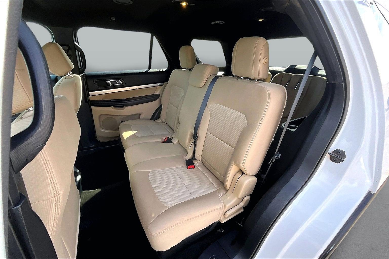 2016 Ford Explorer Base