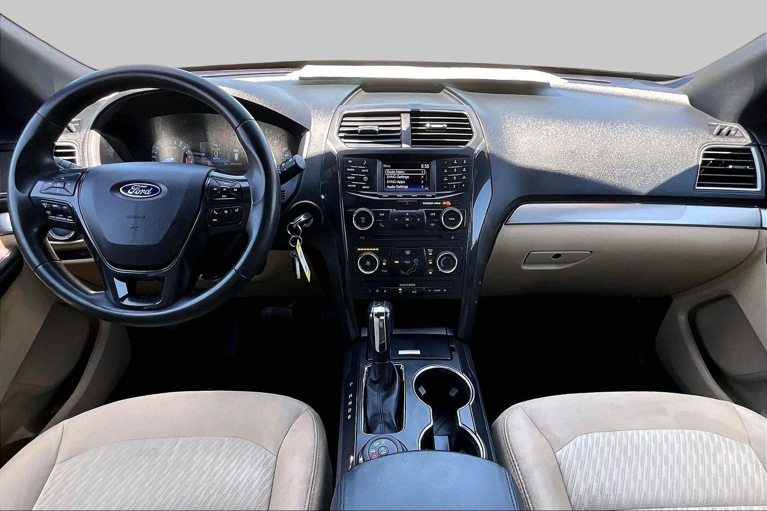 2017 Ford Explorer Base