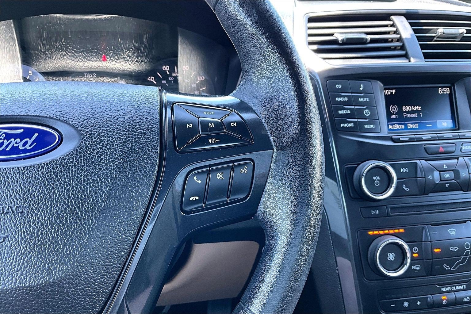 2017 Ford Explorer Base