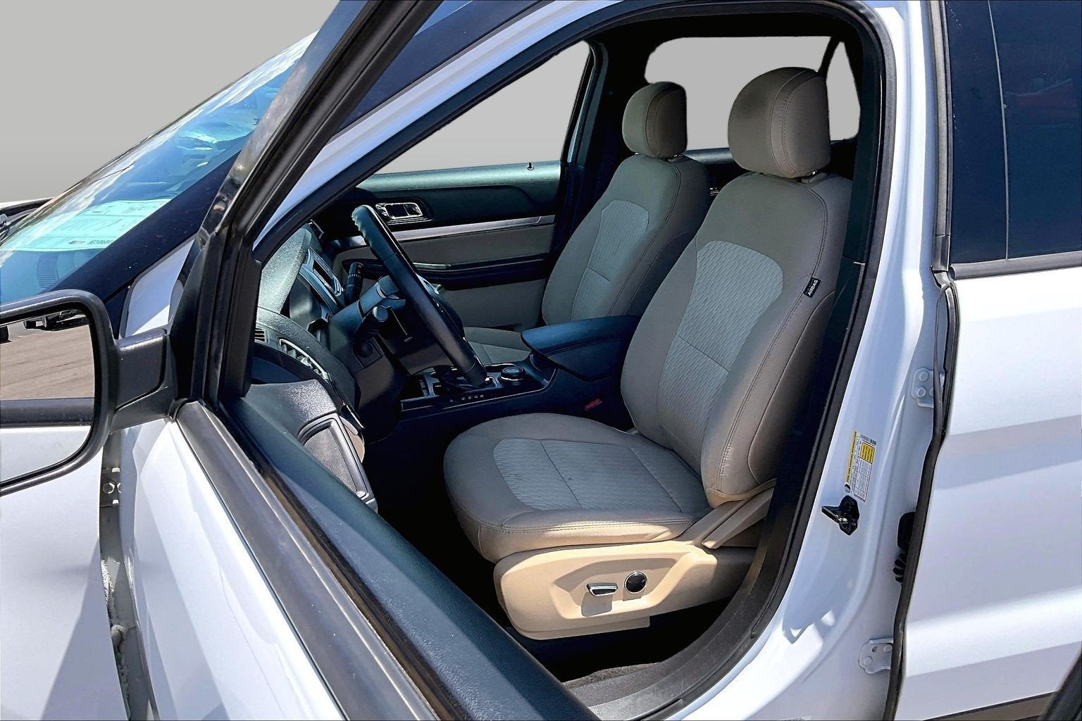 2017 Ford Explorer Base