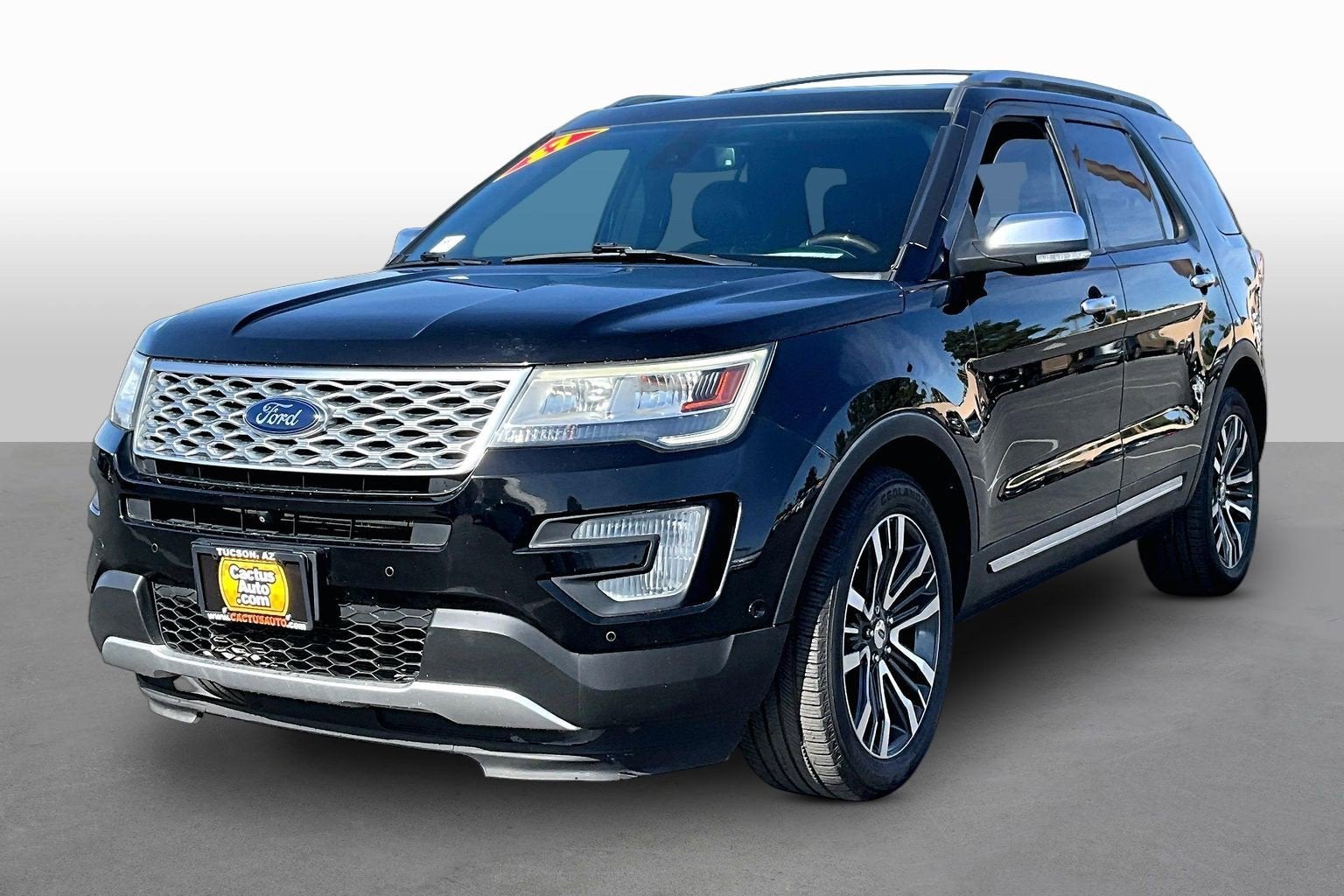 2017 Ford Explorer Platinum 4WD's photo
