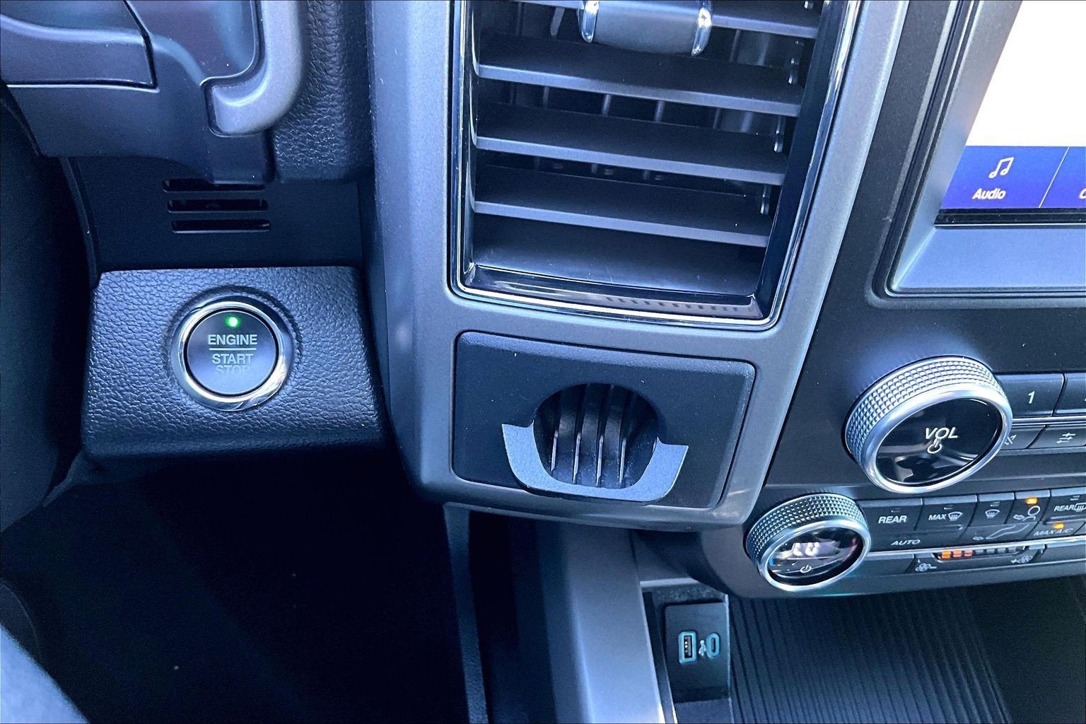 2020 Ford Expedition Max XLT