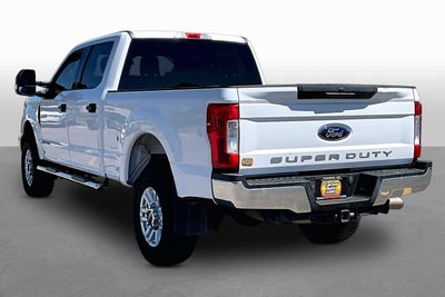2017 Ford Super Duty F-250 SRW Lariat
