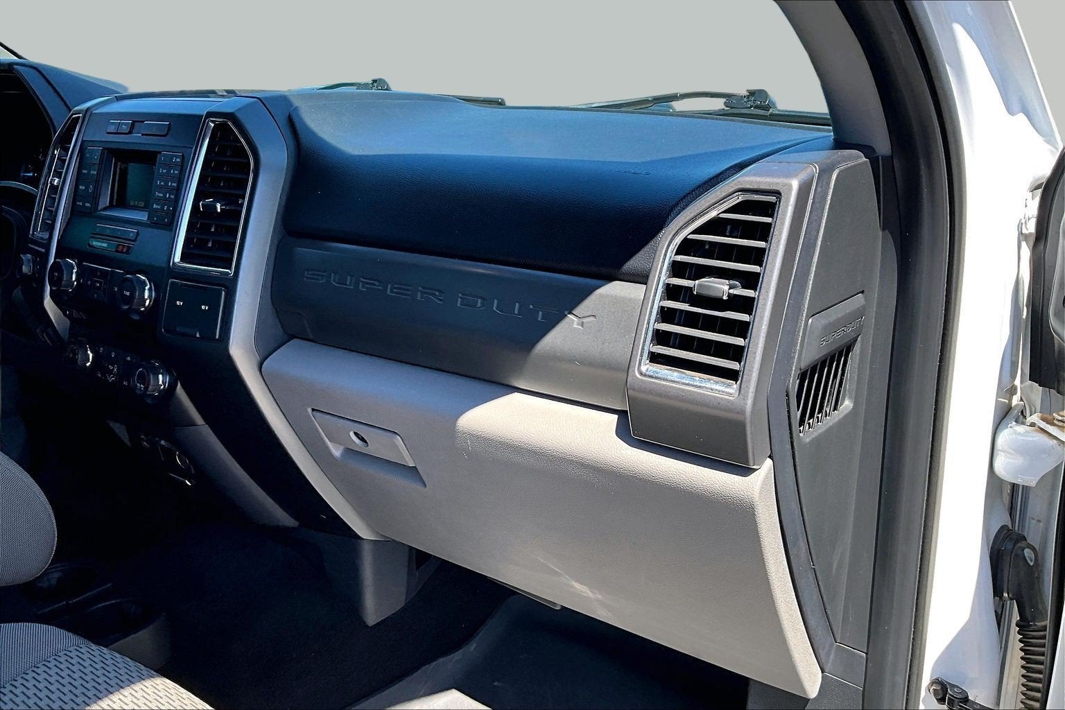 2017 Ford Super Duty F-250 SRW Lariat