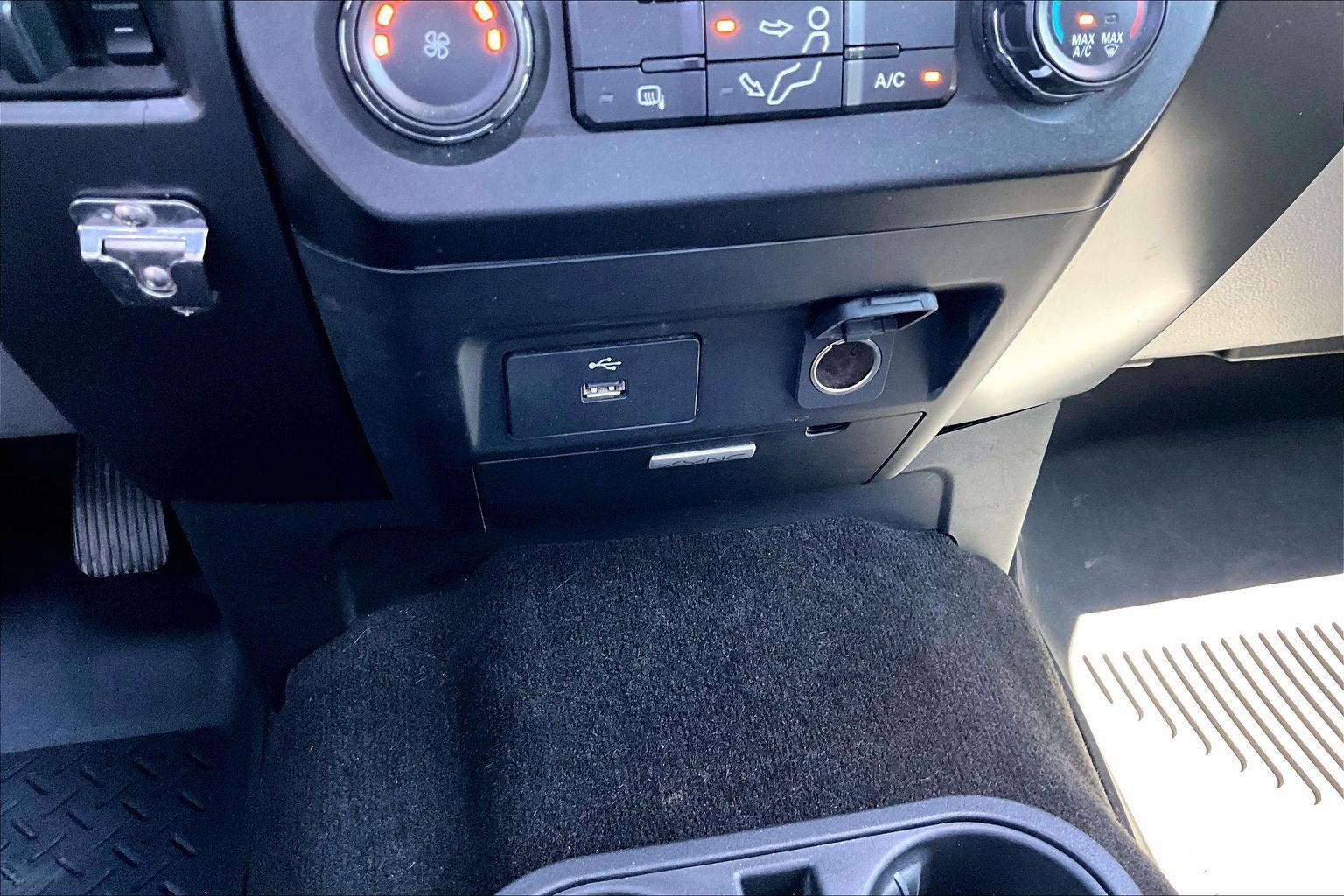 2017 Ford Super Duty F-250 SRW Lariat