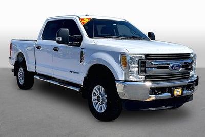 2017 Ford Super Duty F-250 SRW Lariat