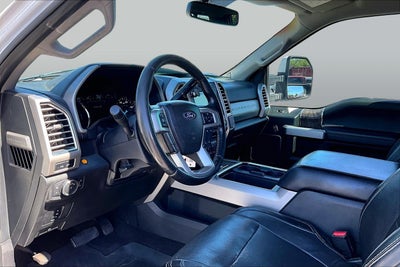 2017 Ford Super Duty F-250 SRW Lariat