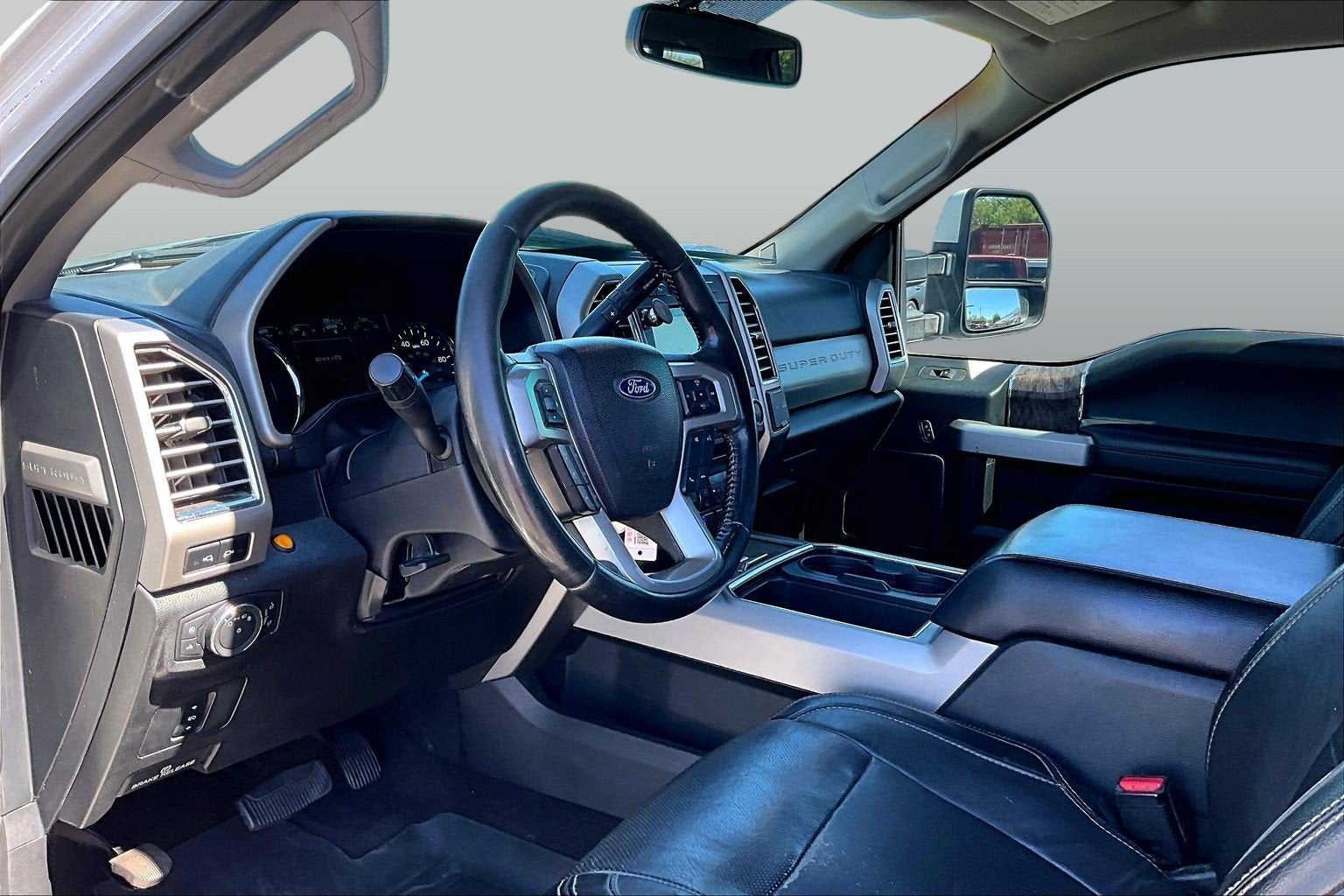 2017 Ford Super Duty F-250 SRW Lariat