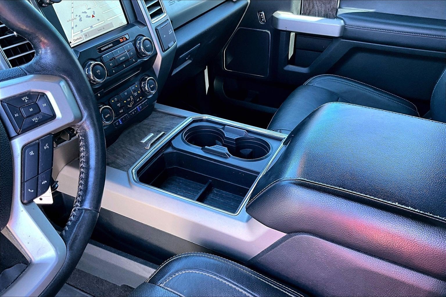 2017 Ford Super Duty F-250 SRW Lariat