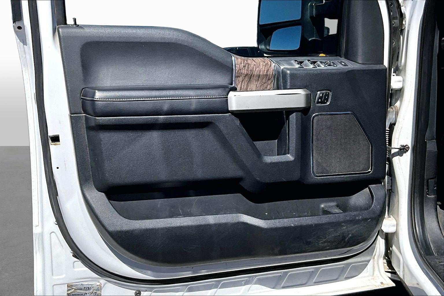 2017 Ford Super Duty F-250 SRW Lariat