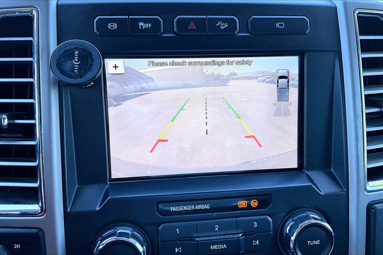 2017 Ford Super Duty F-250 SRW Lariat