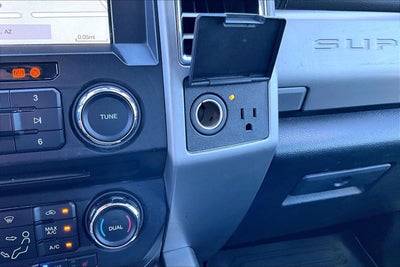2017 Ford Super Duty F-250 SRW Lariat