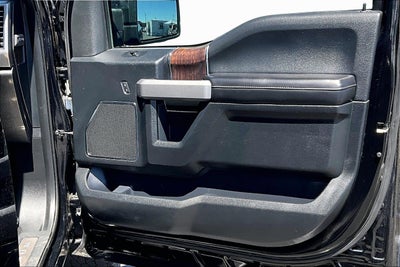 2017 Ford F-150 Platinum