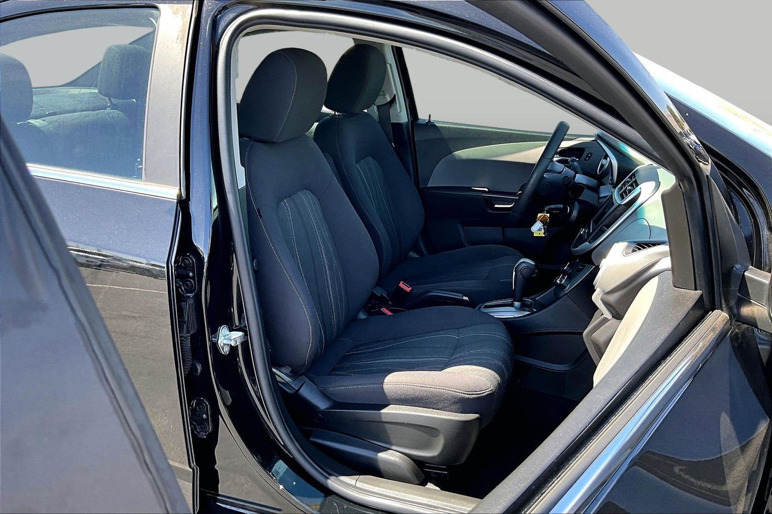 2020 Chevrolet Sonic LT