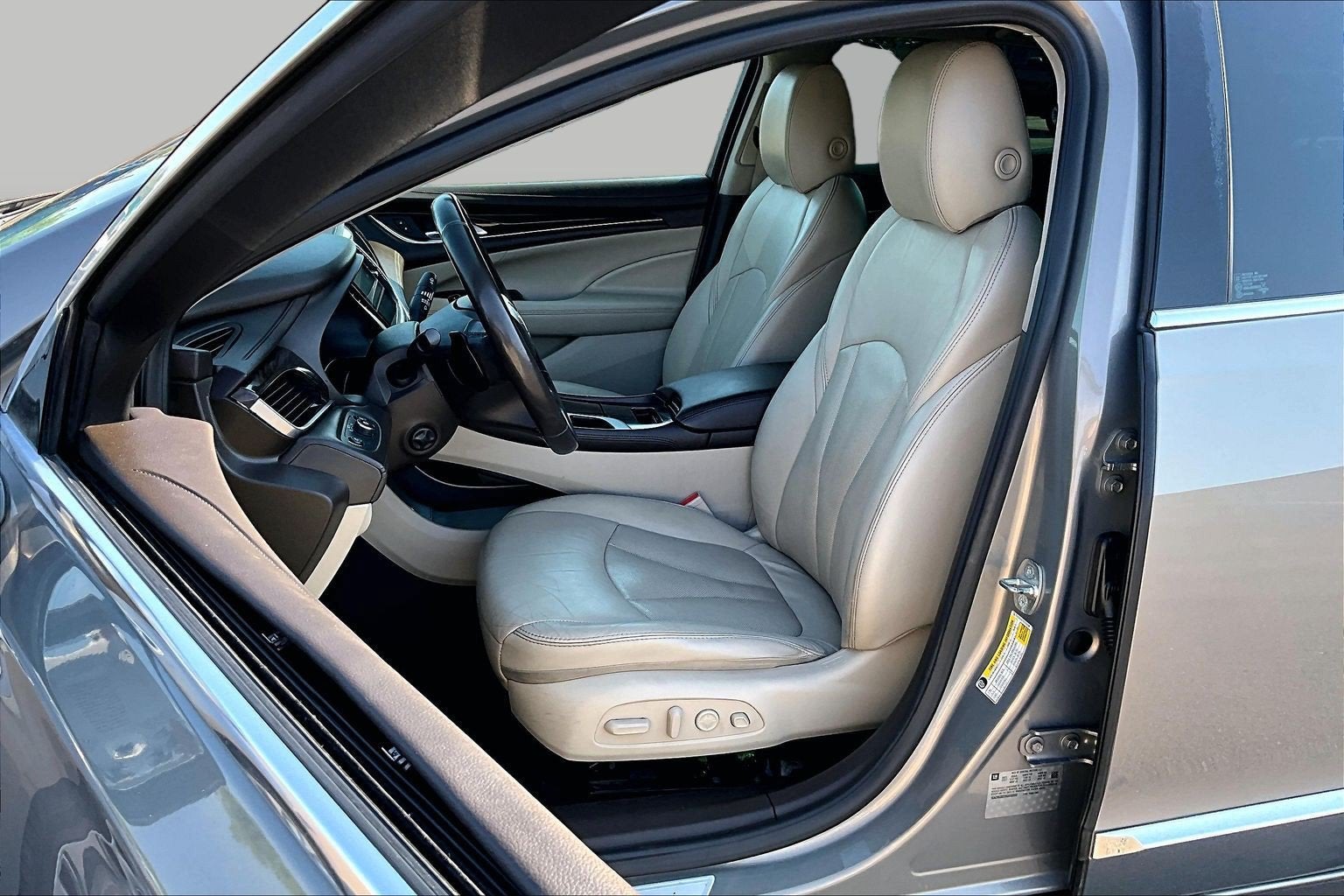 2017 Buick LaCrosse Premium - Photo 24